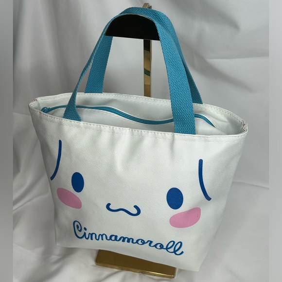 Sanrio Cinnamoroll Insulated Lunch Box 7”x 6”x 5.5” - Picture 6 of 10